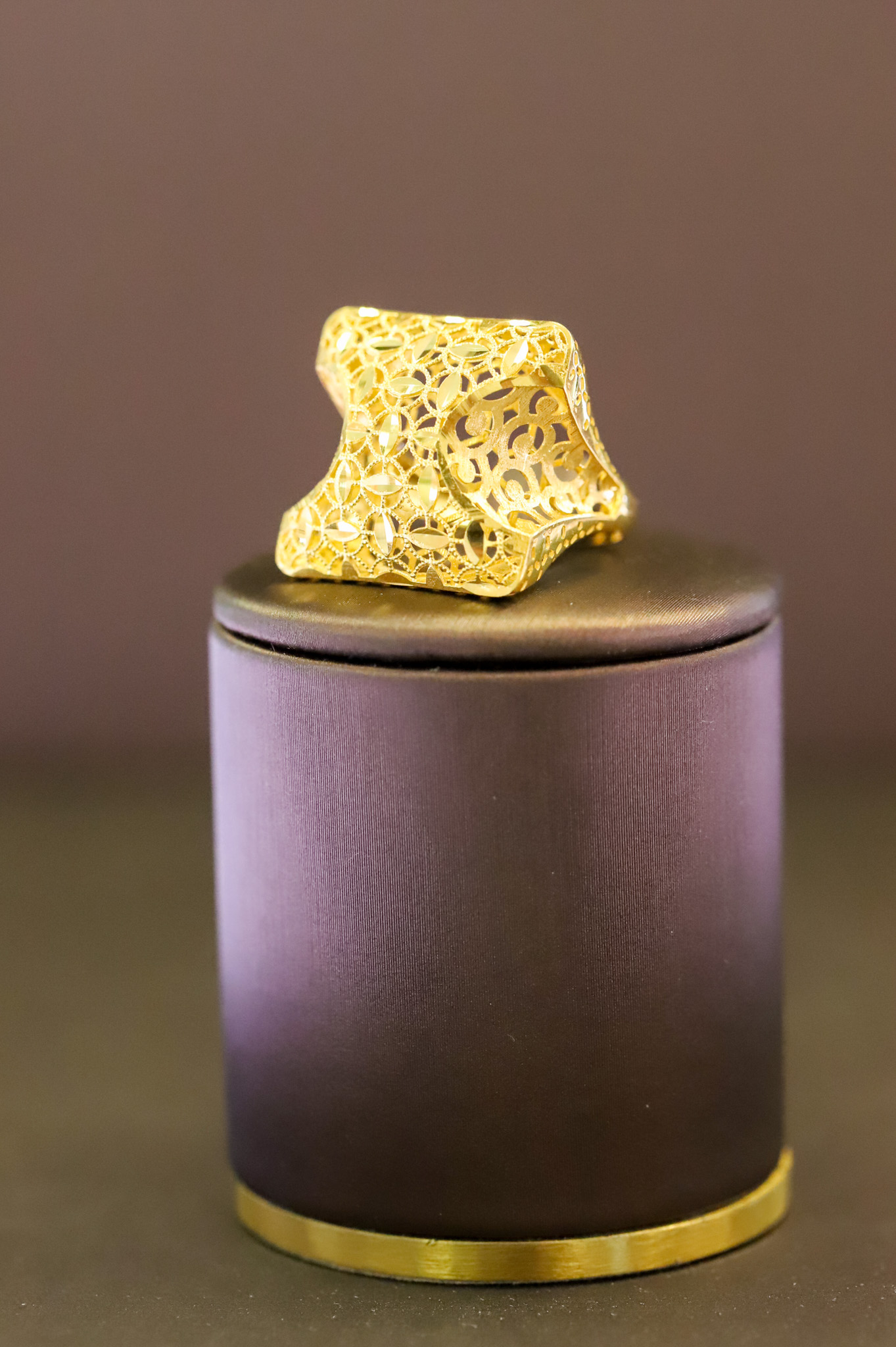 Gold ring
